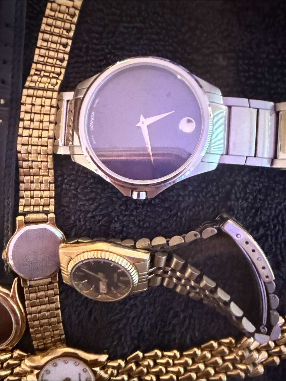Mixed Men's Watch Collection - Black and Gold Styles - Picture 8 of 11